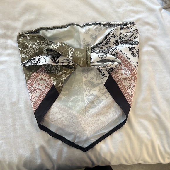 Paisley Print Tie Back Bandana Tube Top - Picture 2 of 2